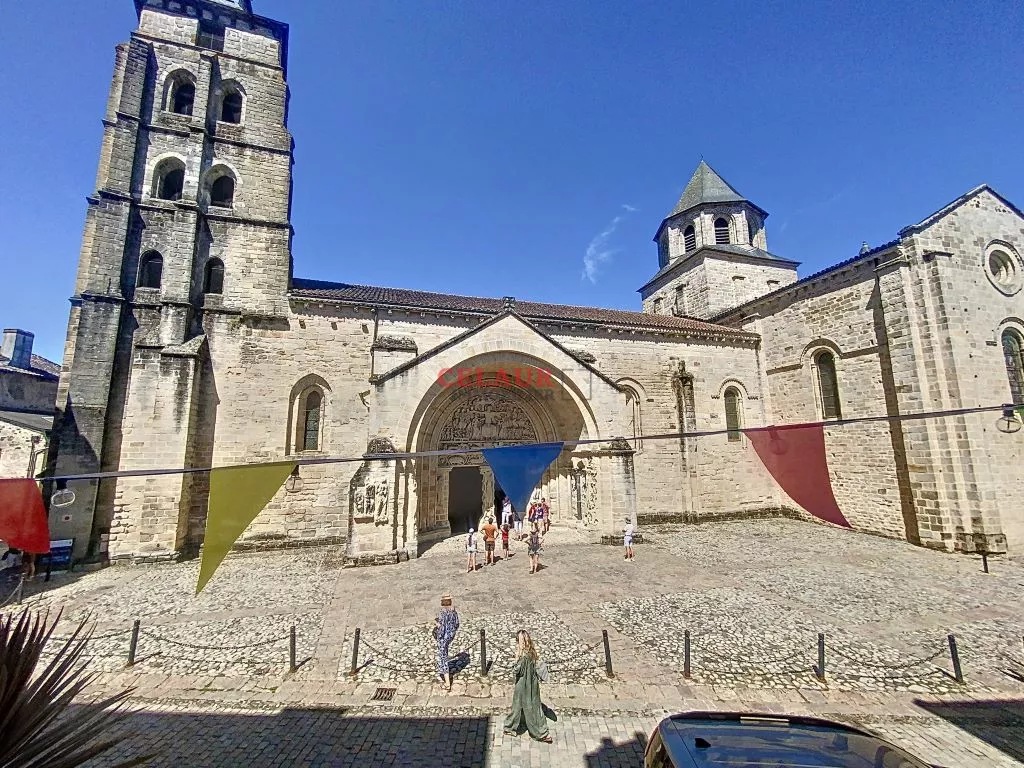 IMMEUBLE QUARTIER HISTORIQUE