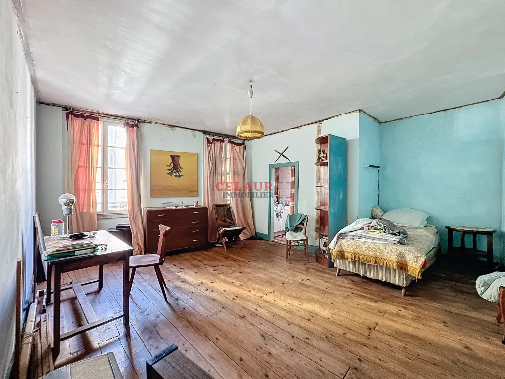 APPARTEMENT SUR 3 NIVEAUX