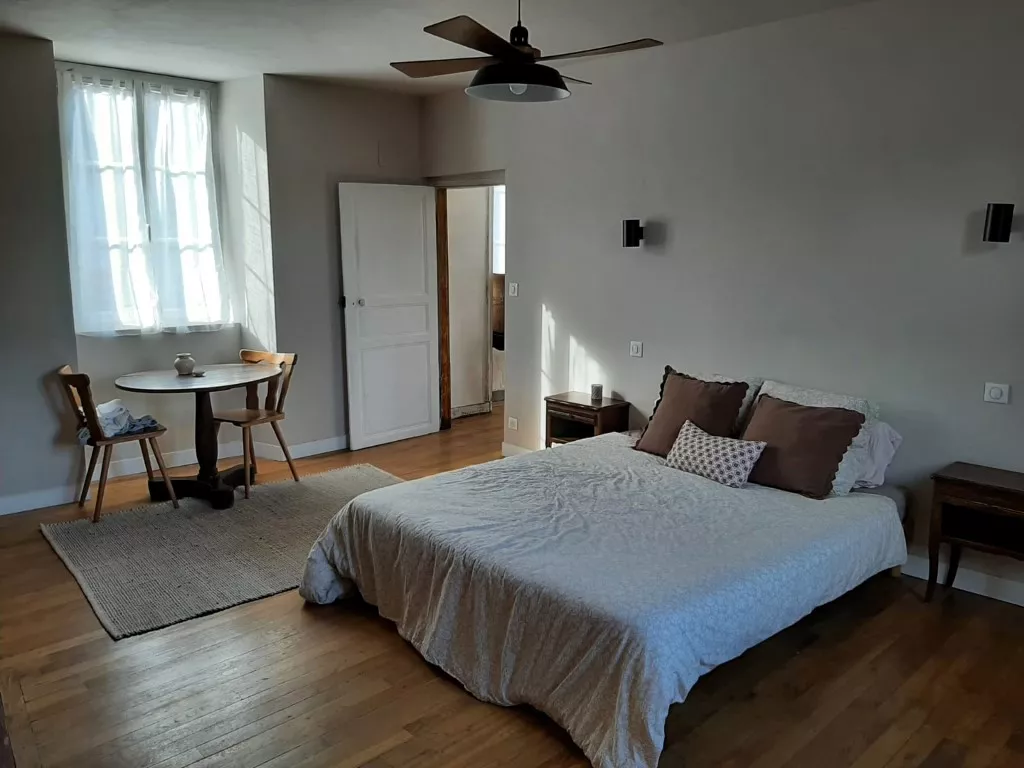 2 QUERCYNOISES CENTRE-VILLE BRETENOUX