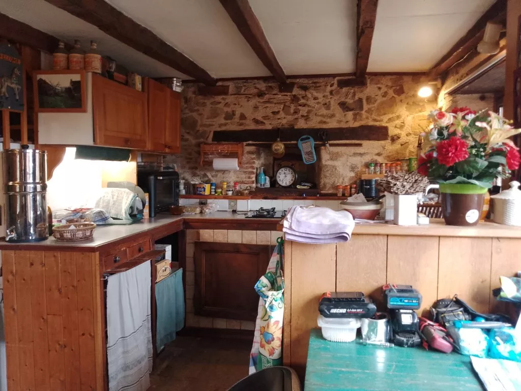 CORPS DE FERME ANCIEN