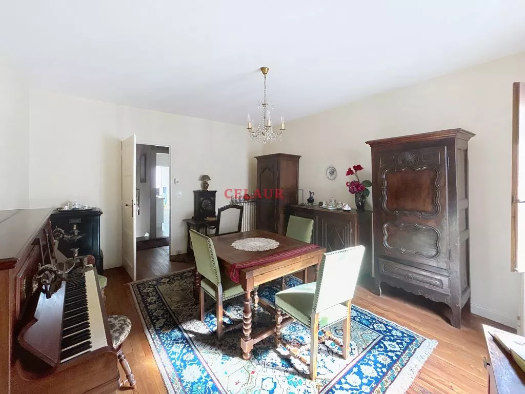 MAISON AVEC JARDIN VUE DORDOGNE