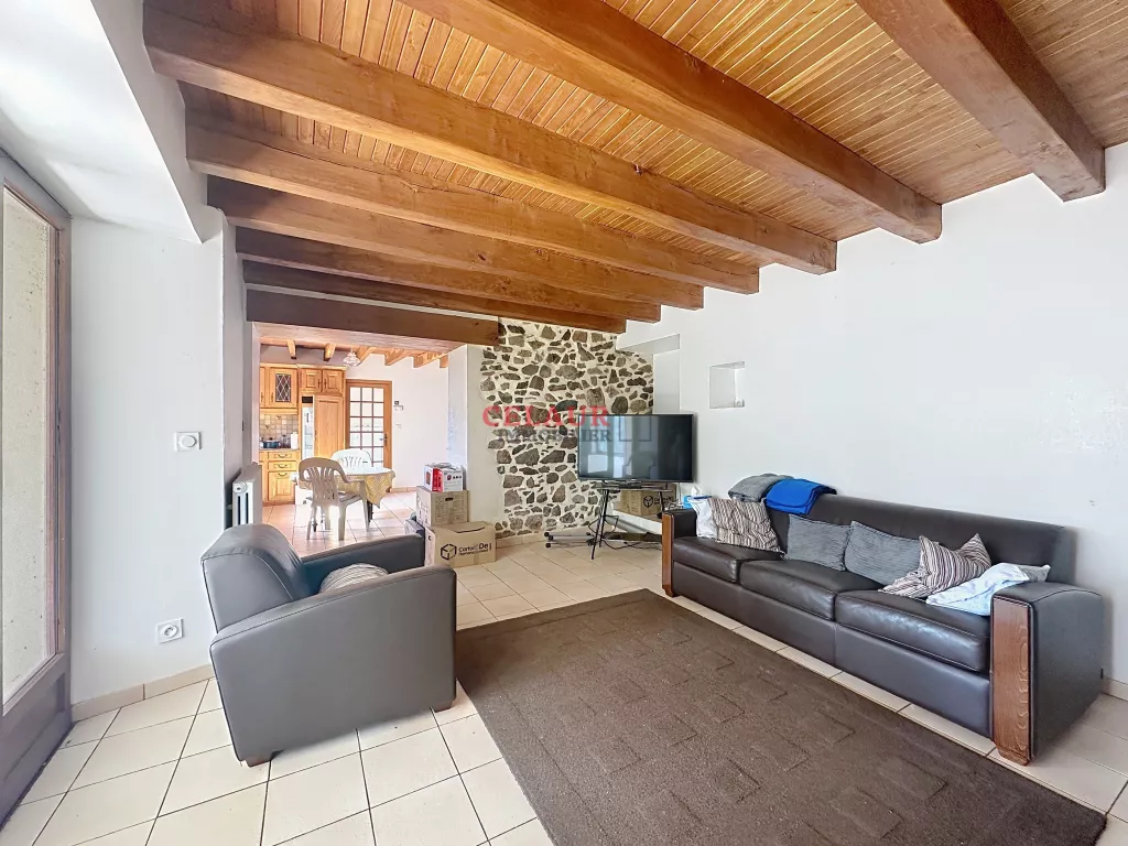 MAISON FAMILIALE SUR LES HAUTEURS DE TULLE