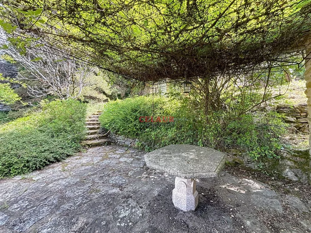 VUE DORDOGNE ENSEMBLE DE 2 MAISONS