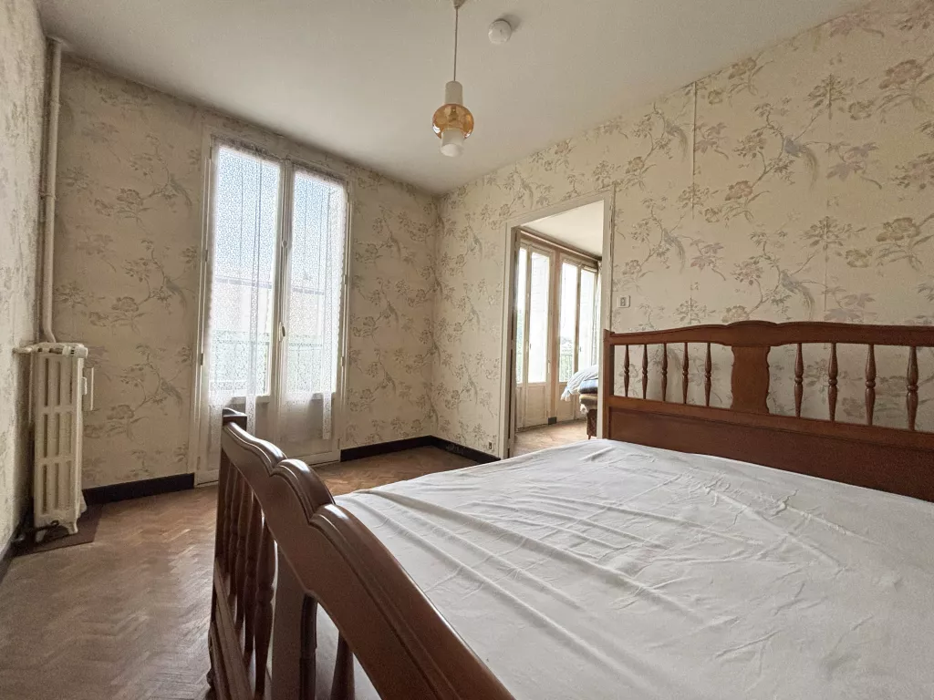 Appartement T3 lumineux &agrave; r&eacute;nover