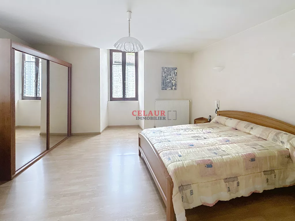 GRANDE MAISON AU FORT POTENTIEL