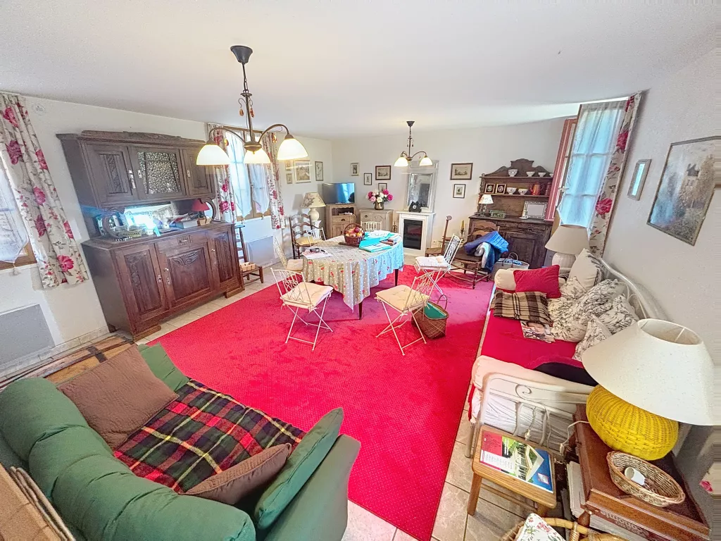 Maison village tous commerces