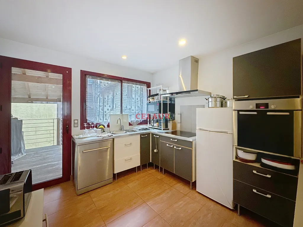 IMMEUBLE DE RAPPORT SUR LES QUAIS