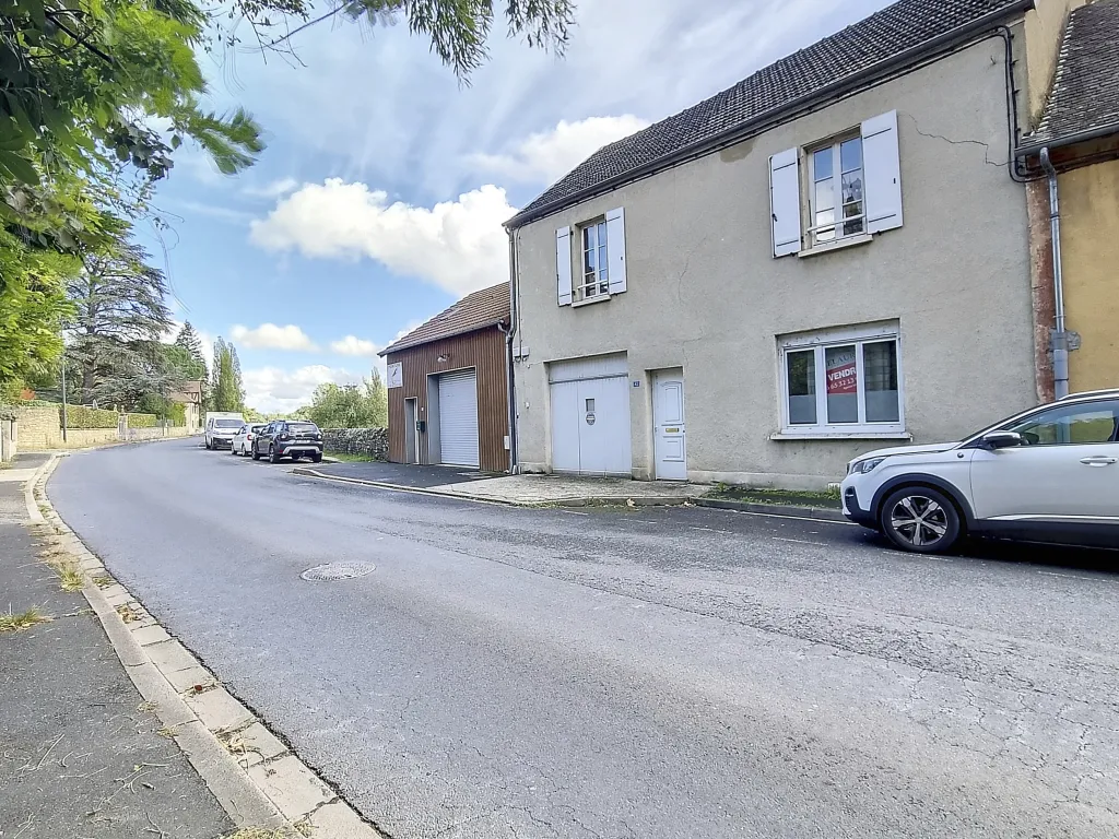 Maison Vayrac Centre avec petite cour