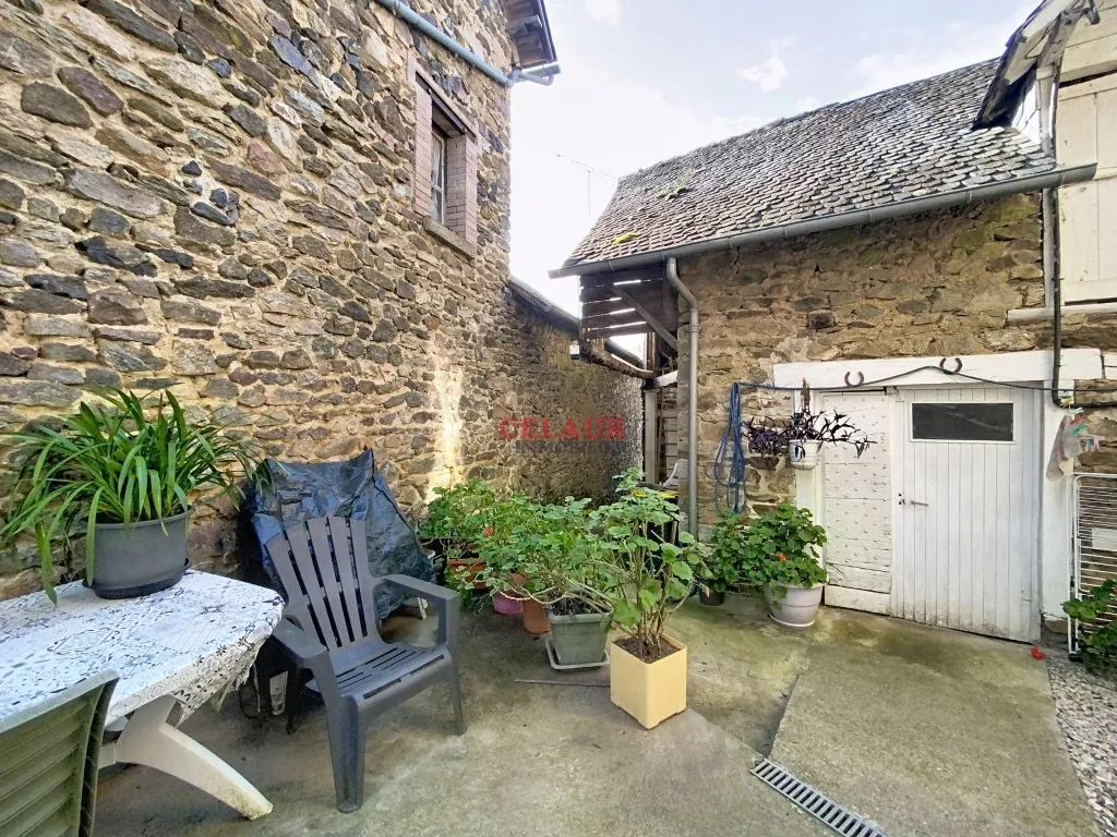 MAISON DE VILLAGE